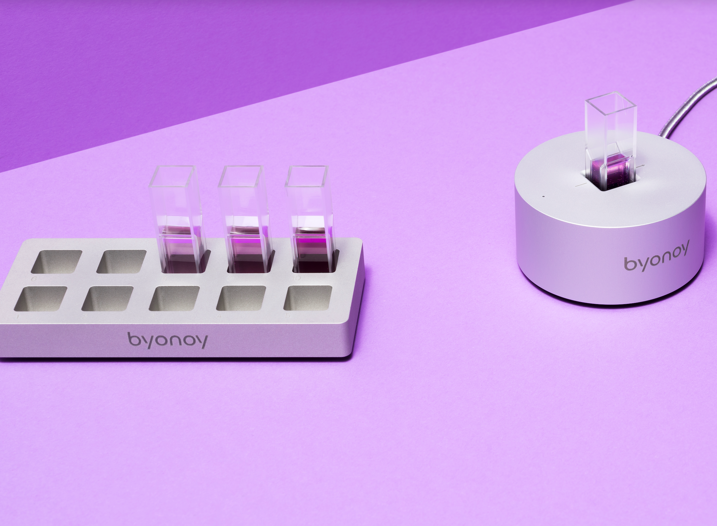 Machined Aluminum Cuvette Holder